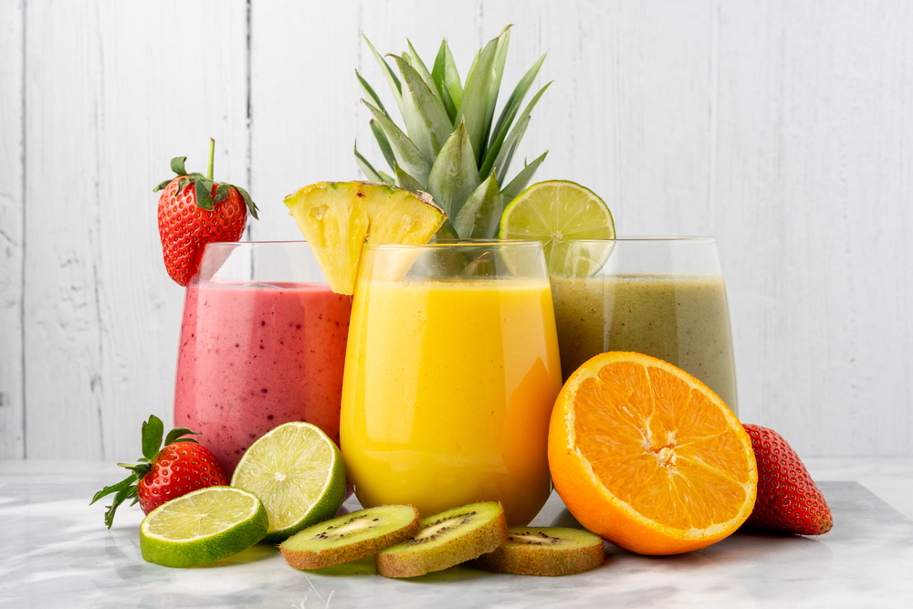 Variety,Of,Fruit,Smoothies,,With,Their,Ingredients.
